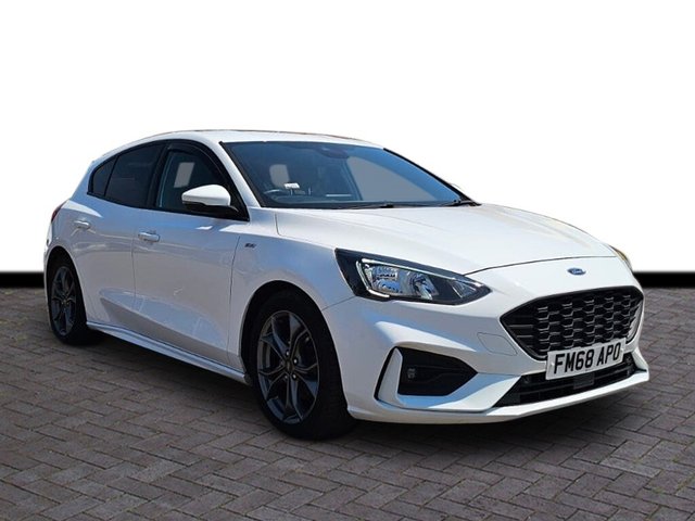 View our Ford Focus 1.0T EcoBoost ST-Line Hatchback 5dr Petrol Manual Euro 6 (s/s) (125 ps)