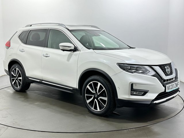 View our Nissan X-Trail 1.7 dCi Tekna CVT 4WD Euro 6 (s/s) 5dr