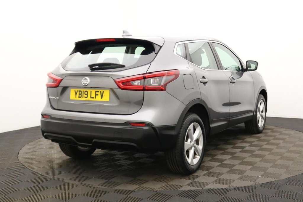 USED 2019 19 NISSAN QASHQAI 1.3 DIG-T Acenta Premium SUV 5dr Petrol Manual Euro 6 (s/s) (140 ps) Car Play, Sat Nav, Camera