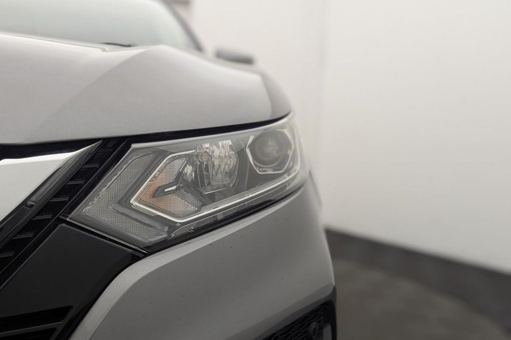 USED 2019 19 NISSAN QASHQAI 1.3 DIG-T Acenta Premium SUV 5dr Petrol Manual Euro 6 (s/s) (140 ps) Car Play, Sat Nav, Camera