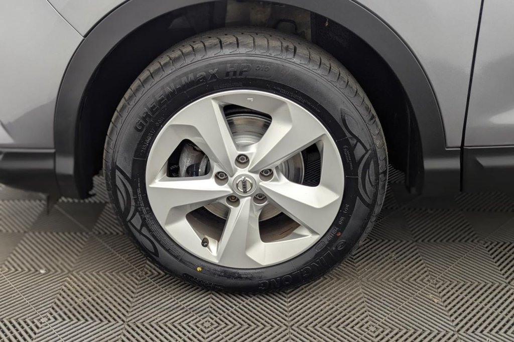 USED 2019 19 NISSAN QASHQAI 1.3 DIG-T Acenta Premium SUV 5dr Petrol Manual Euro 6 (s/s) (140 ps) Car Play, Sat Nav, Camera