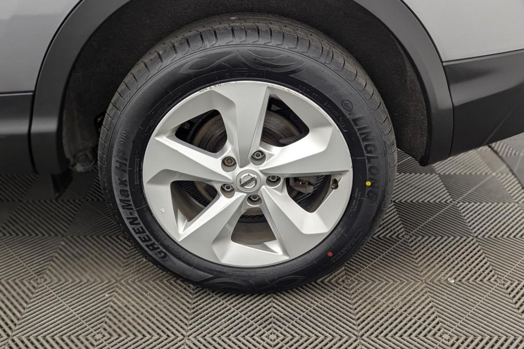 USED 2019 19 NISSAN QASHQAI 1.3 DIG-T Acenta Premium SUV 5dr Petrol Manual Euro 6 (s/s) (140 ps) Car Play, Sat Nav, Camera