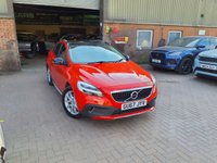USED 2017 67 VOLVO V40 CROSS COUNTRY 1.5 T3 Pro Hatchback 5dr Petrol Auto Euro 6 (s/s) (152 ps) GENUINE MILEAGE AUTO ULEZ