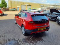 USED 2017 67 VOLVO V40 CROSS COUNTRY 1.5 T3 Pro Hatchback 5dr Petrol Auto Euro 6 (s/s) (152 ps) GENUINE MILEAGE AUTO ULEZ
