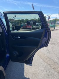USED 2015 15 NISSAN QASHQAI 1.6 dCi Tekna SUV 5dr Diesel XTRON 2WD Euro 6 (s/s) (130 ps) 