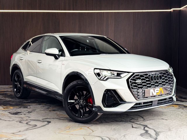 View our AUDI Q3
