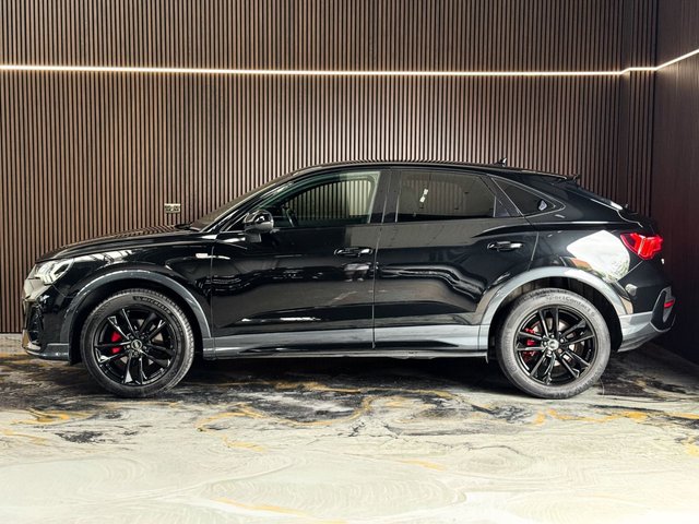View our AUDI Q3