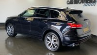 USED 2019 19 VOLKSWAGEN TOUAREG 3.0 TDI V6 R-Line SUV 5dr Diesel Tiptronic 4Motion Euro 6 (s/s) (286 ps) 