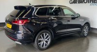 USED 2019 19 VOLKSWAGEN TOUAREG 3.0 TDI V6 R-Line SUV 5dr Diesel Tiptronic 4Motion Euro 6 (s/s) (286 ps) 