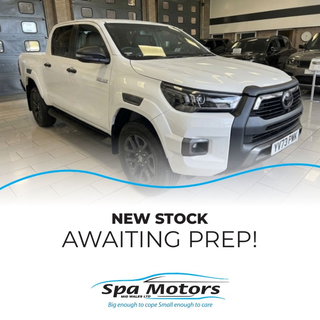 2023 TOYOTA HILUX