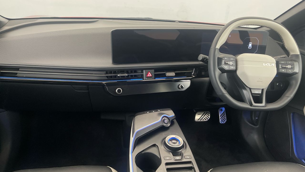 2025 KIA EV6 84kWh GT-Line Hatchback 5dr Electric Auto (225 bhp) - vehicle photo 9 for sale on PureCar