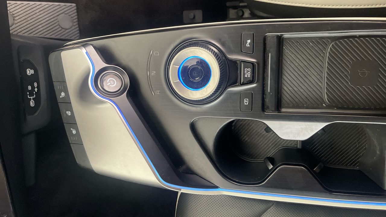 2025 KIA EV6 84kWh GT-Line Hatchback 5dr Electric Auto (225 bhp) - vehicle photo 18 for sale on PureCar