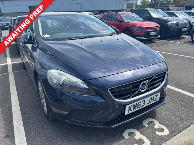 View our VOLVO V40