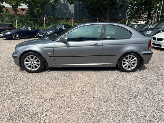 View our BMW 3 SERIES