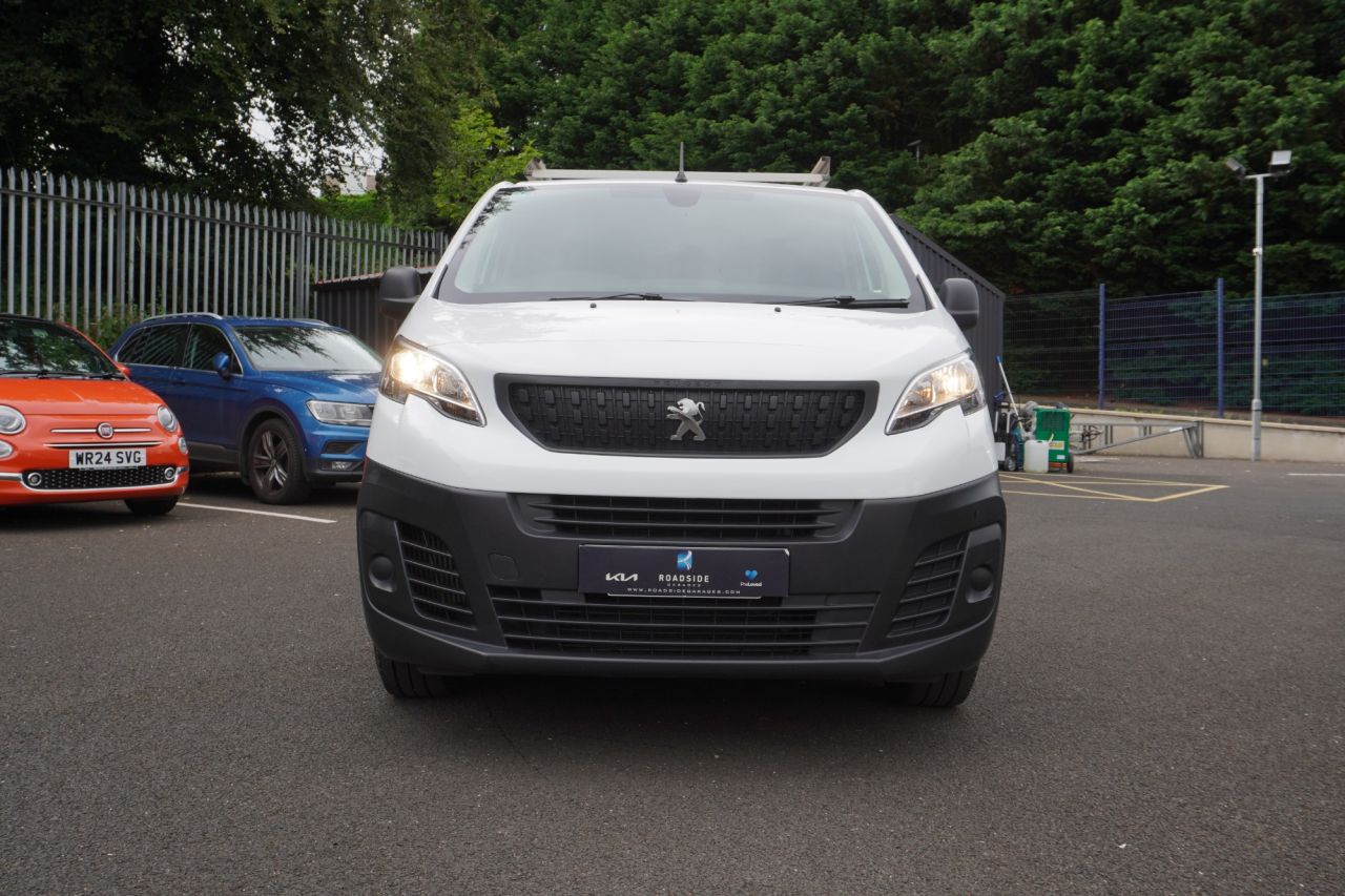 2022 PEUGEOT EXPERT 1.5 BlueHDi 1000 Professional Premium Standard Panel Van 6dr Diesel Manual - vehicle photo 9 for sale on PureCar