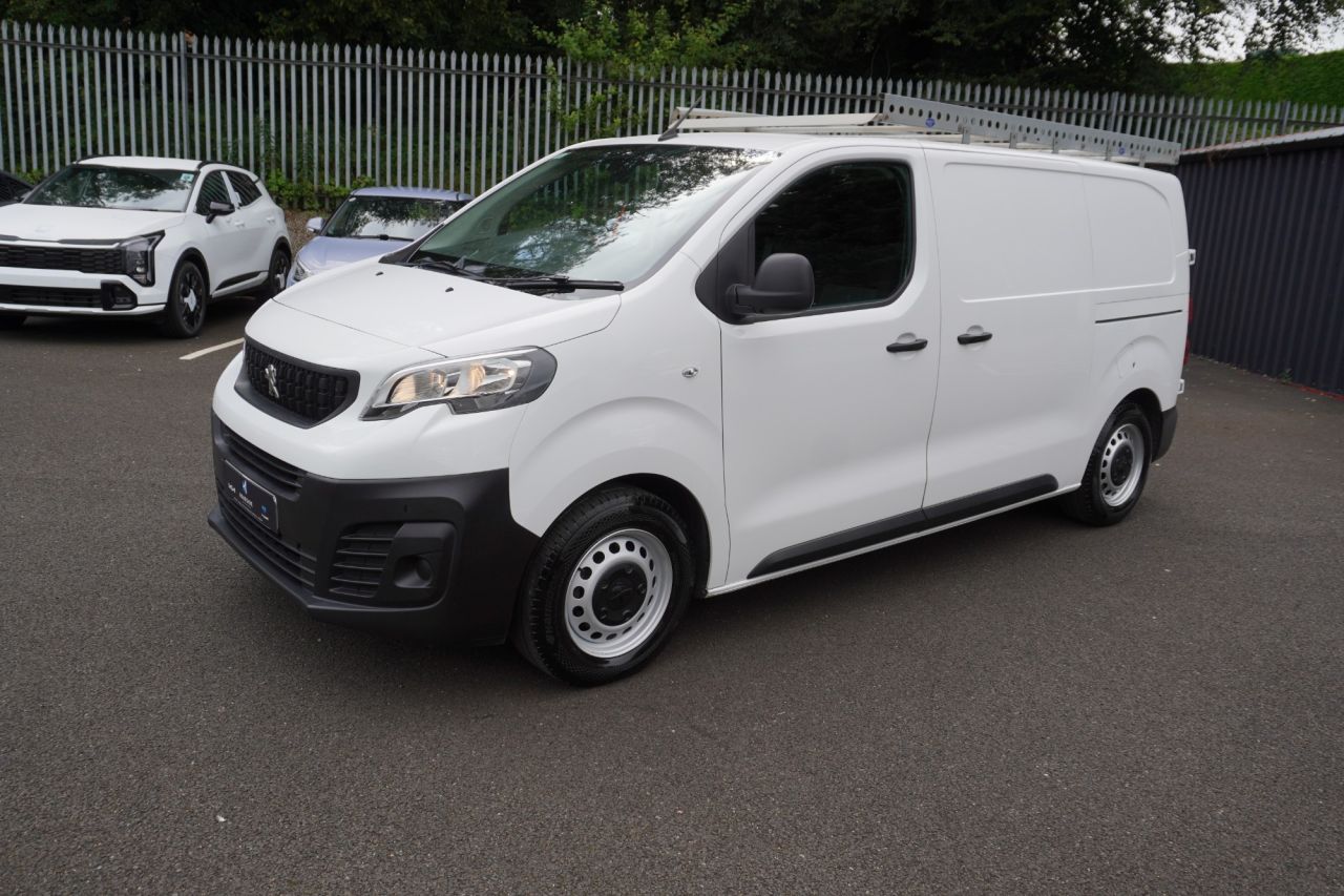 2022 PEUGEOT EXPERT 1.5 BlueHDi 1000 Professional Premium Standard Panel Van 6dr Diesel Manual - vehicle photo 10 for sale on PureCar