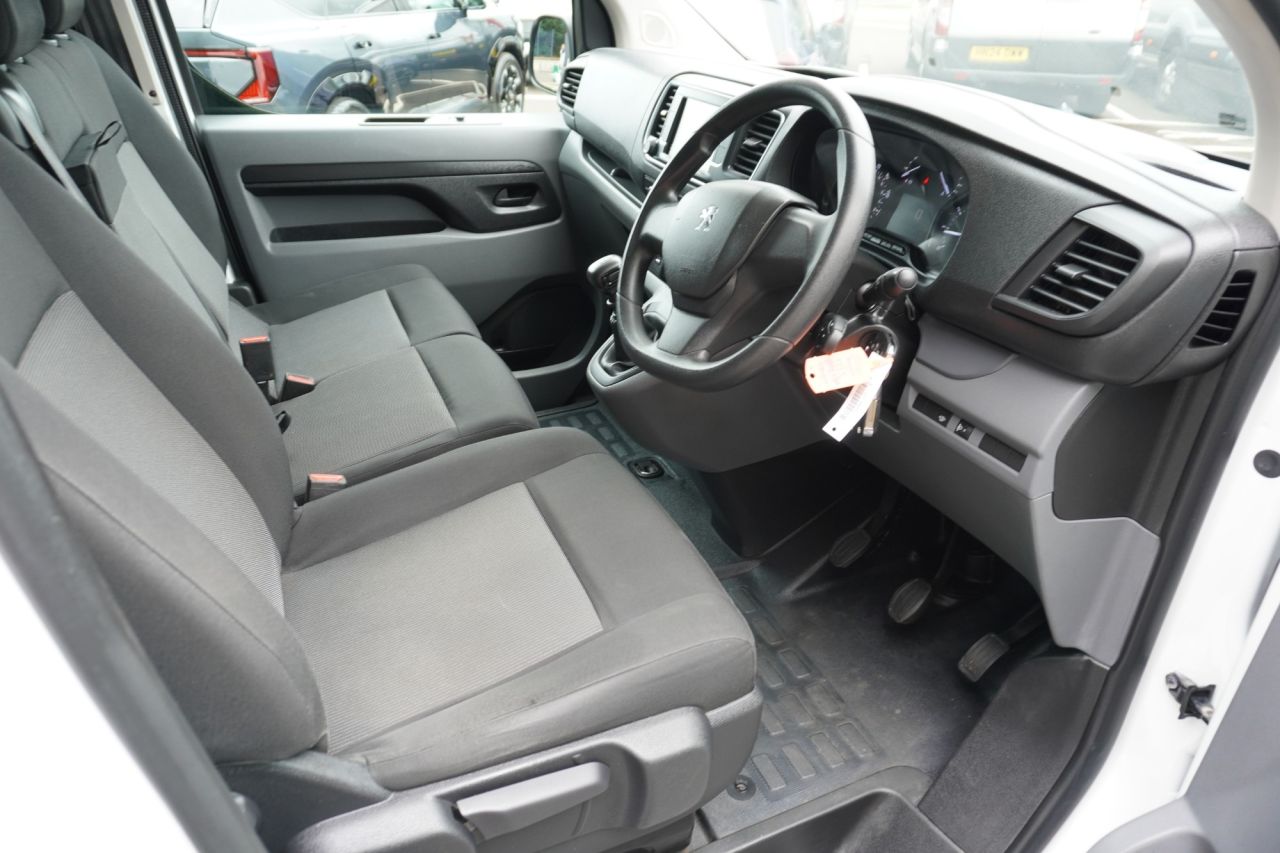 2022 PEUGEOT EXPERT 1.5 BlueHDi 1000 Professional Premium Standard Panel Van 6dr Diesel Manual - vehicle photo 20 for sale on PureCar