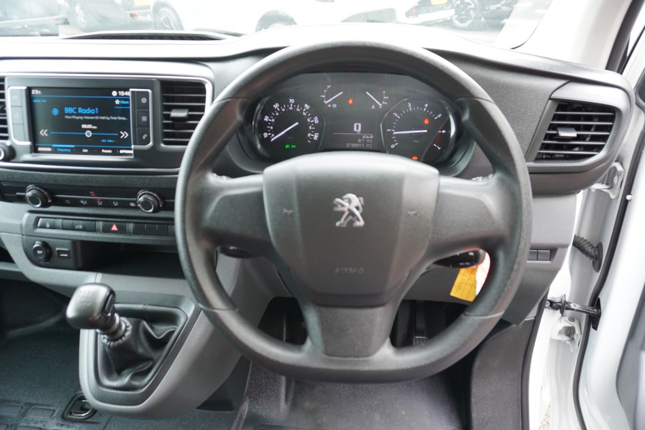 2022 PEUGEOT EXPERT 1.5 BlueHDi 1000 Professional Premium Standard Panel Van 6dr Diesel Manual - vehicle photo 22 for sale on PureCar