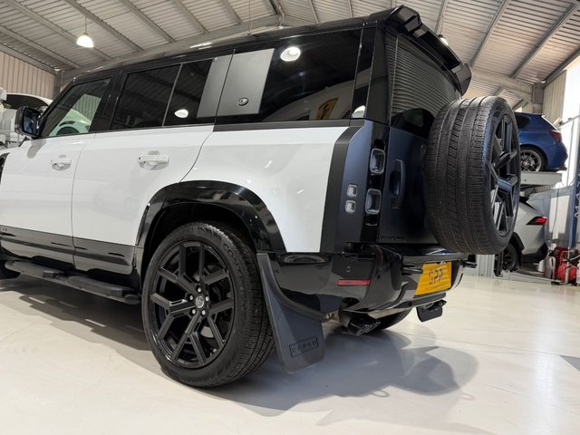 View our LAND ROVER DEFENDER