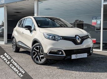 View our RENAULT CAPTUR