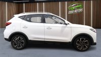 USED 2022 72 MG MG ZS 1.5 VTi-TECH Exclusive SUV 5dr Petrol Manual Euro 6 (s/s) (106 ps) ++ 1 FORMER KEEPER++