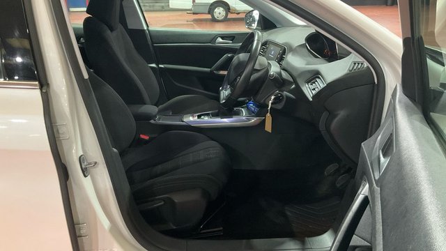 View our PEUGEOT 308