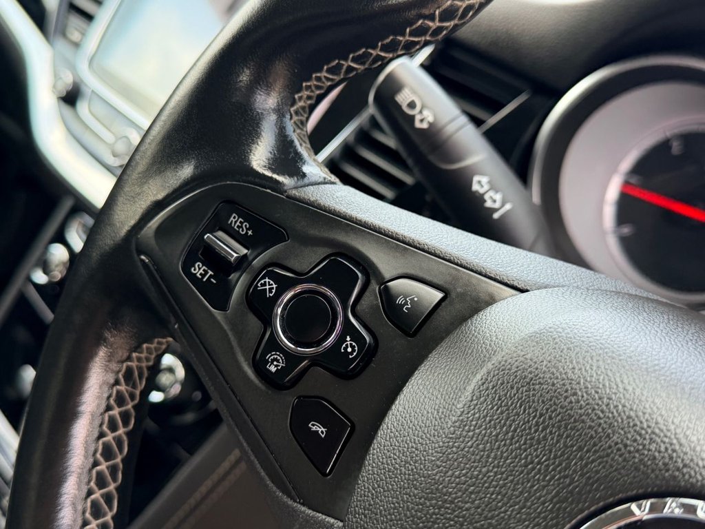USED 2017 VAUXHALL ASTRA 1.6 CDTi ecoFLEX Elite Nav Hatchback 5dr Diesel Manual Euro 6 (s/s) (110 ps) 7 Services|Rear & Front Sensors|SatNav|Heated Seats|Heated Steering|