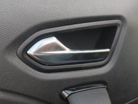 USED 2020 20 RENAULT CAPTUR 1.3 TCe Iconic SUV 5dr Petrol Manual Euro 6 (s/s) (130 ps) 