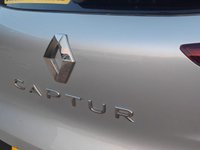 USED 2020 20 RENAULT CAPTUR 1.3 TCe Iconic SUV 5dr Petrol Manual Euro 6 (s/s) (130 ps) 