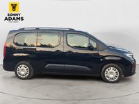 USED 2025 74 VAUXHALL Combo Life Electric 52kWh Design XL MPV 5dr Electric Auto (11kW Charger) (136 ps) 