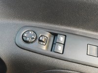USED 2025 74 VAUXHALL Combo Life Electric 52kWh Design XL MPV 5dr Electric Auto (11kW Charger) (136 ps) 
