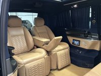 USED 2017 17 MERCEDES-BENZ V CLASS 2.2 V250d AMG Line MPV 5dr Diesel G-Tronic+ Euro 6 (s/s) 8 Seat LWB (190 ps) PS4+IPAD+RECLINERS+AMBIENT LIGHTING