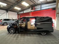 USED 2017 17 MERCEDES-BENZ V CLASS 2.2 V250d AMG Line MPV 5dr Diesel G-Tronic+ Euro 6 (s/s) 8 Seat LWB (190 ps) PS4+IPAD+RECLINERS+AMBIENT LIGHTING