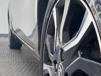 USED 2016 66 TOYOTA YARIS 1.33 Dual VVT-i Design Hatchback 5dr Petrol Manual Euro 6 (99 ps) LOW MILEAGE, GREAT SPEC!