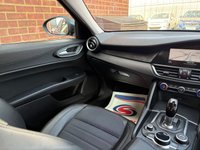 USED 2020 69 ALFA ROMEO GIULIA 2.0T Nero Edizione Saloon 4dr Petrol Auto Euro 6 (s/s) (200 ps) 