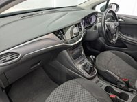 USED 2017 17 VAUXHALL ASTRA 1.6 CDTi BlueInjection Tech Line Hatchback 5dr Diesel Manual Euro 6 (s/s) (136 ps) Tech line with colour sat nav