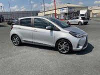 USED 2020 20 TOYOTA YARIS 1.5 VVT-i Y20 Bi-tone Hatchback 5dr Petrol CVT Euro 6 (111 ps) 