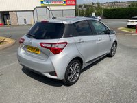 USED 2020 20 TOYOTA YARIS 1.5 VVT-i Y20 Bi-tone Hatchback 5dr Petrol CVT Euro 6 (111 ps) 