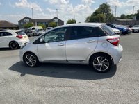 USED 2020 20 TOYOTA YARIS 1.5 VVT-i Y20 Bi-tone Hatchback 5dr Petrol CVT Euro 6 (111 ps) 