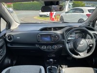 USED 2020 20 TOYOTA YARIS 1.5 VVT-i Y20 Bi-tone Hatchback 5dr Petrol CVT Euro 6 (111 ps) 