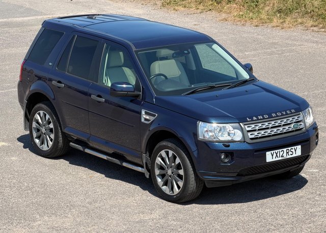 View our LAND ROVER FREELANDER 2