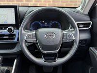 USED 2023 73 TOYOTA HIGHLANDER 2.5 VVT-h Excel SUV 5dr Petrol Hybrid CVT 4WD Euro 6 (s/s) (248 ps) 