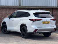 USED 2023 73 TOYOTA HIGHLANDER 2.5 VVT-h Excel SUV 5dr Petrol Hybrid CVT 4WD Euro 6 (s/s) (248 ps) 