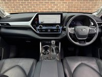 USED 2023 73 TOYOTA HIGHLANDER 2.5 VVT-h Excel SUV 5dr Petrol Hybrid CVT 4WD Euro 6 (s/s) (248 ps) 