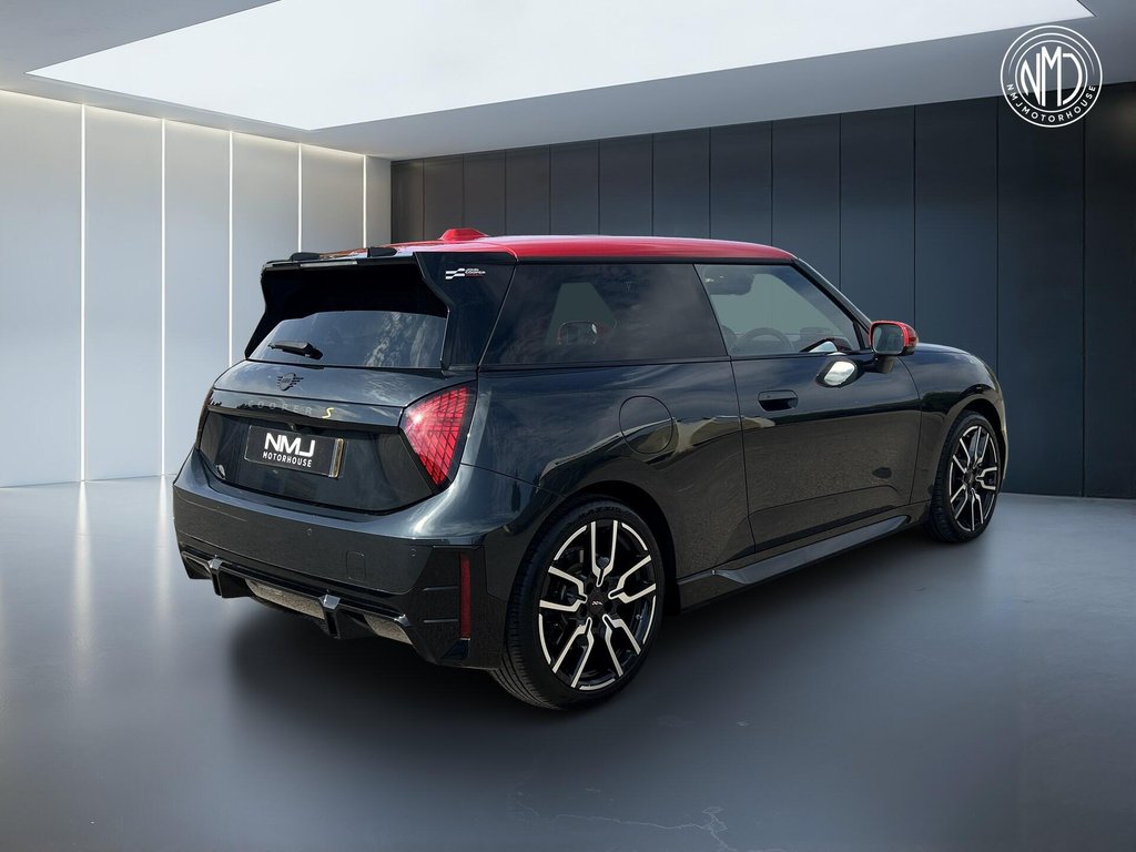 USED 2024 24 MINI ELECTRIC COOPER SE 54.2kWh Sport Auto 3dr 9.9%APR LOW MILEAGE LVL 3 PACK