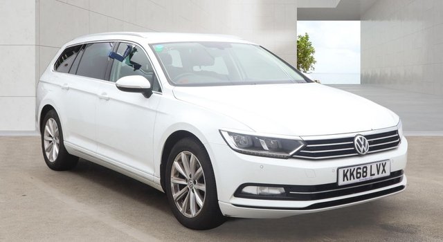 View our VOLKSWAGEN PASSAT