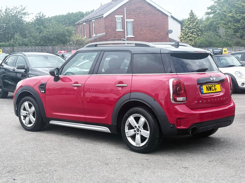 2017 MINI Countryman in red — photo 7 of 24