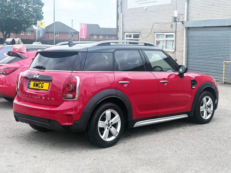 2017 MINI Countryman in red — photo 11 of 24