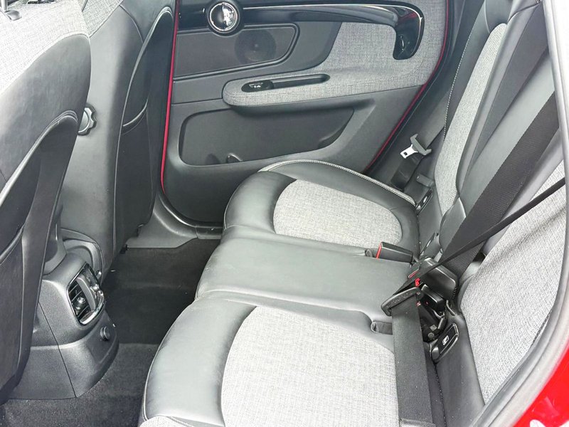 2017 MINI Countryman in red — photo 23 of 24