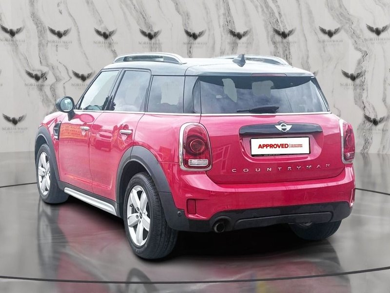 2017 MINI Countryman in red — photo 7 of 26